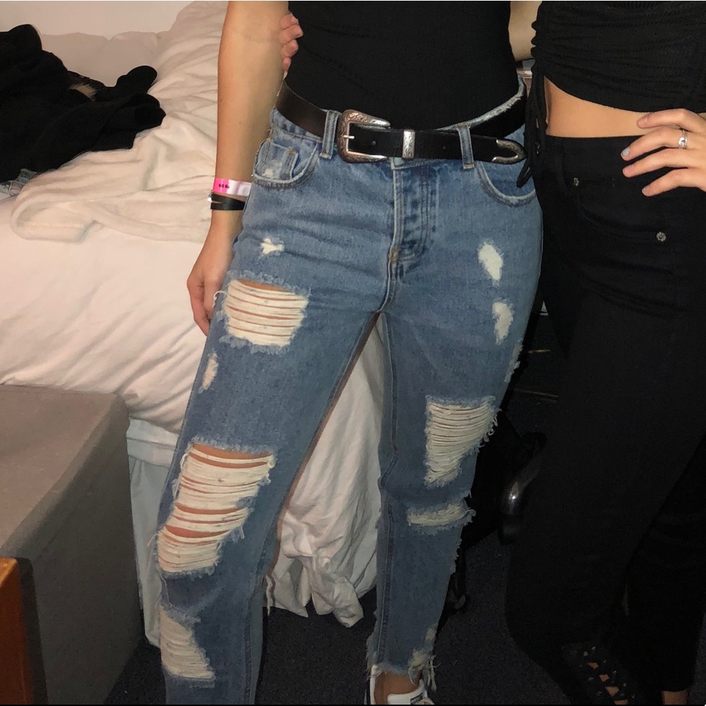 Ripped boyfriend jeans